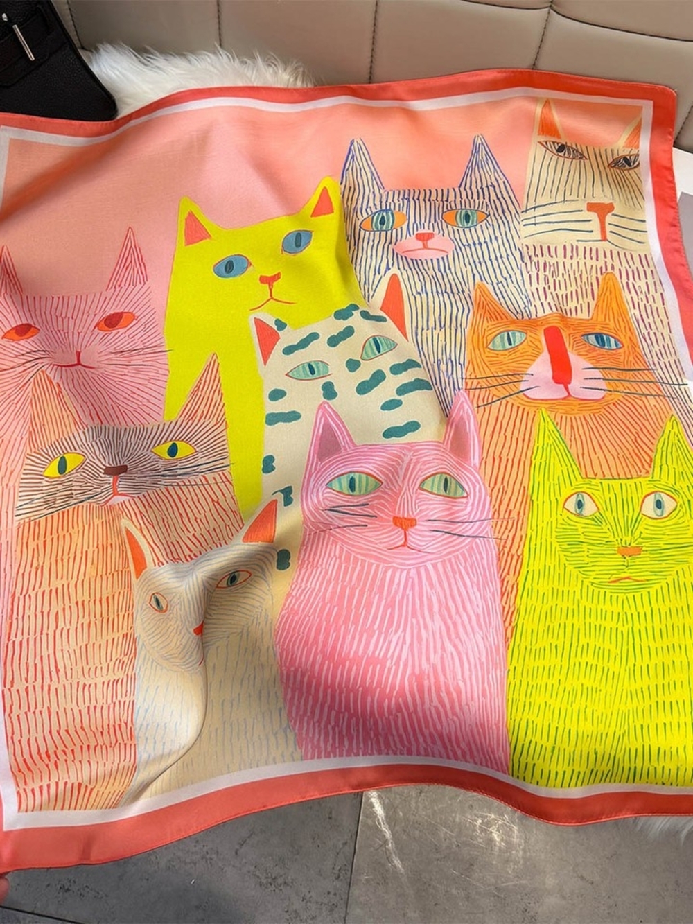 Silk-feel Colorful Cat Print Pet Blanket - Multicolor Head, Neck 70*70cm